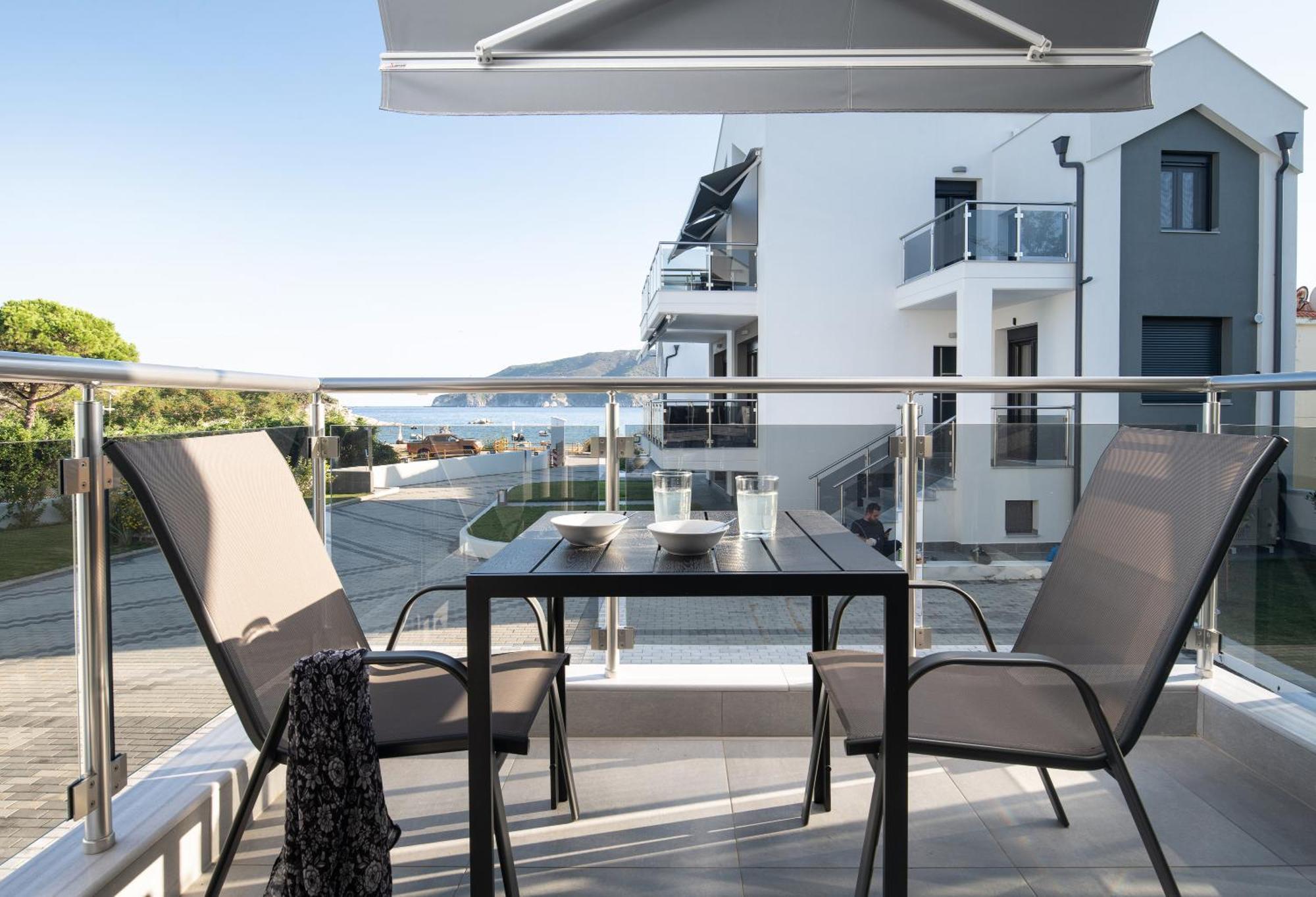 The Black Pearl Villas Kalamítsion 外观 照片